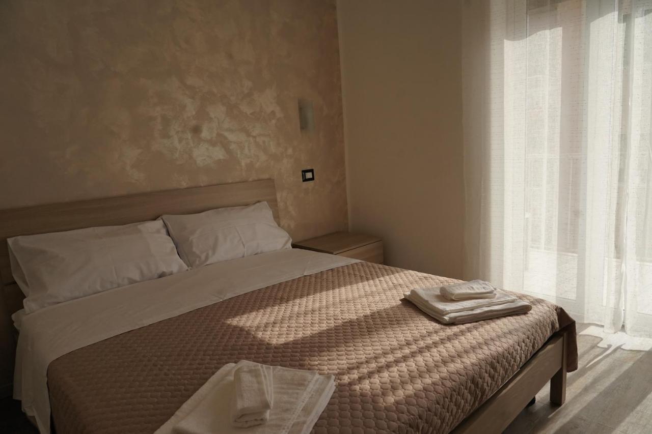 La Residenza Di Adamo Bed & Breakfast Syracuse Exterior photo
